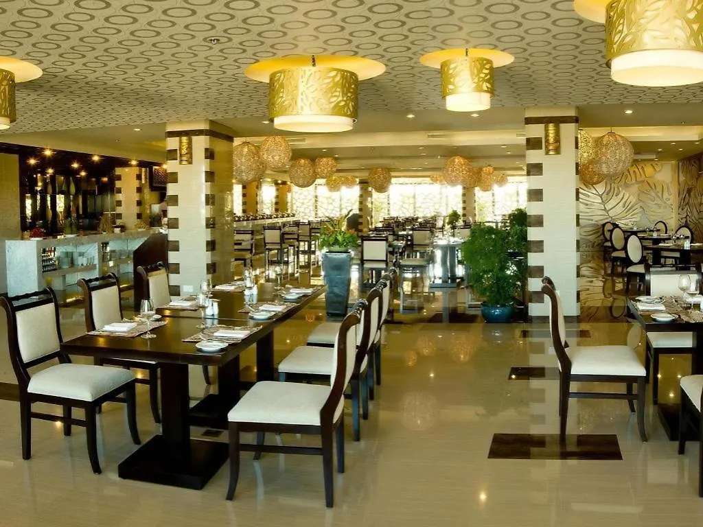 Olalani Resort & Condotel Da Nang 5*,