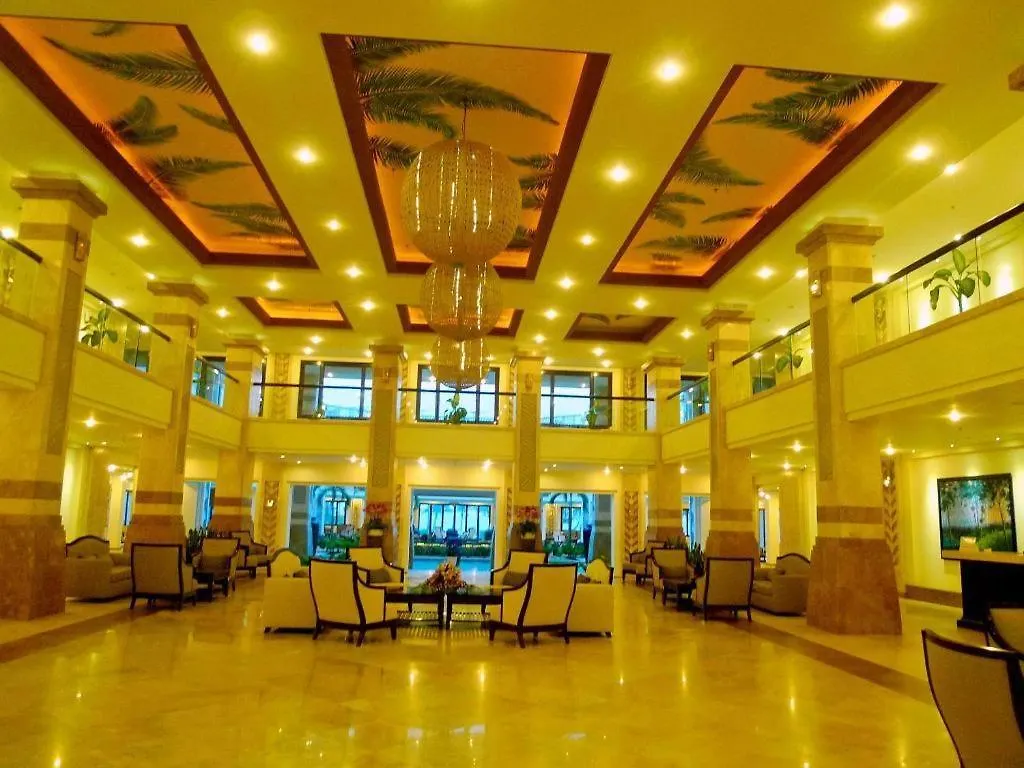 Olalani Resort & Condotel Дананг